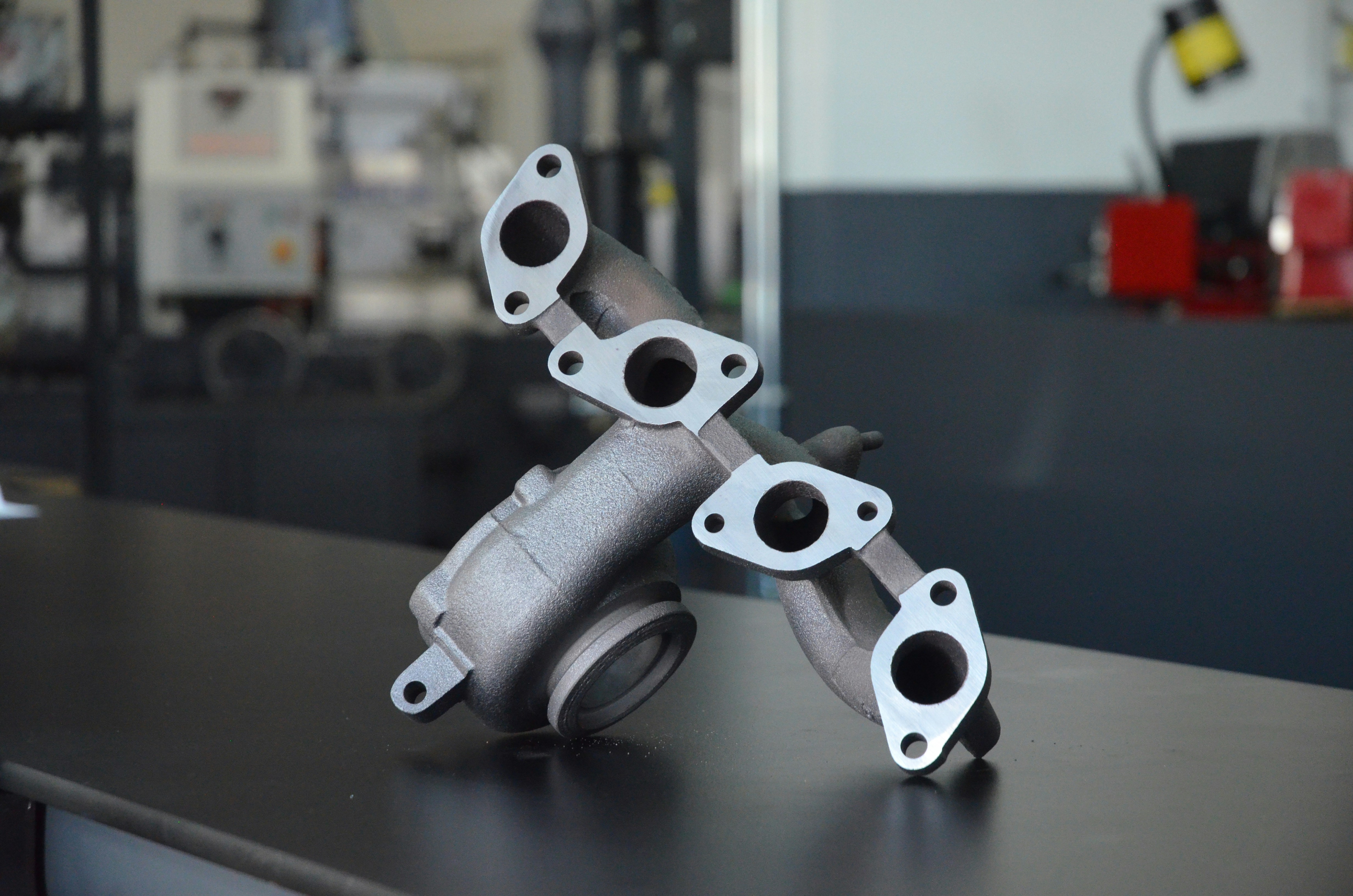 Metal 3D yazıcıyla üretilmiş otomotiv parçası